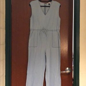 Universal Thread Lightwash denim jumpsuit